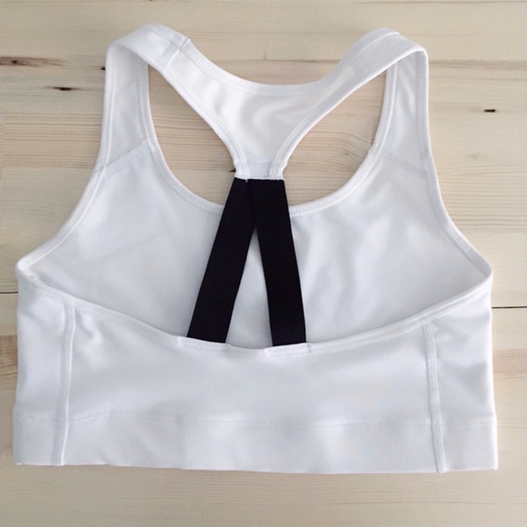 Nike Bundle - Bra, Tank, Shorts - Picture 2 of 6